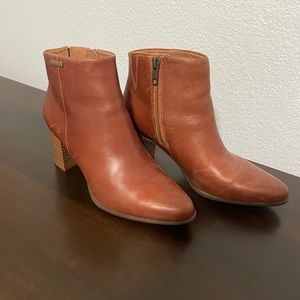 Rockport women’s leather booties